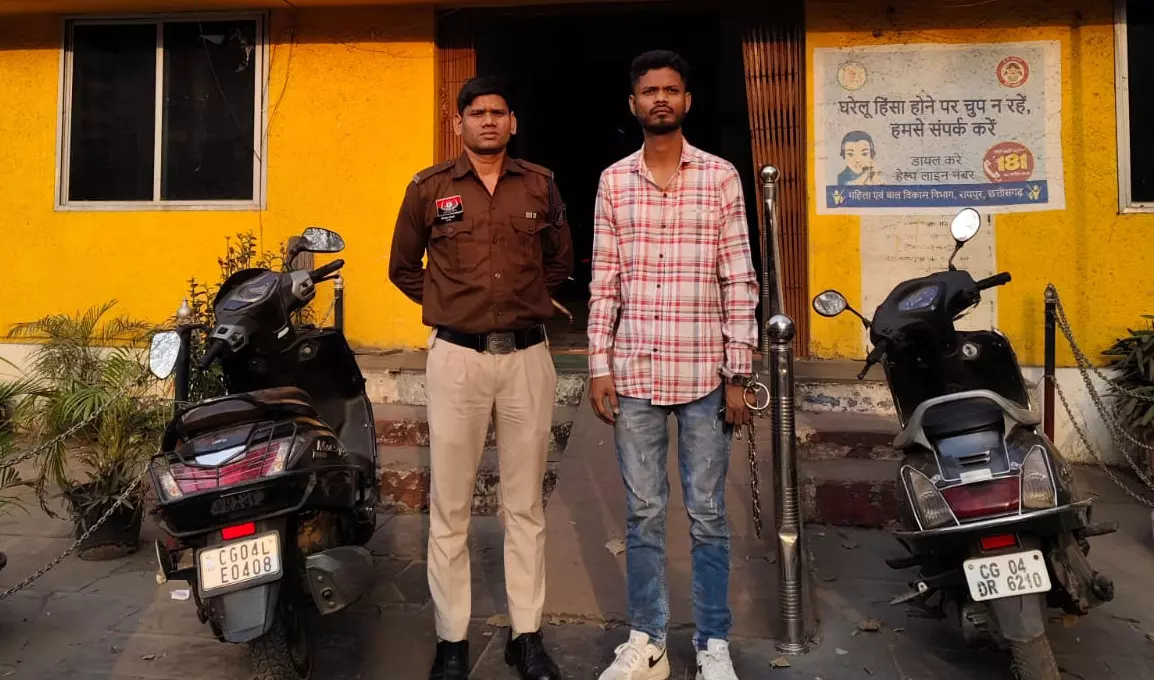 पुलिस ने मौदहापारा चाकूबाजी के आरोपी को दबोचा पुलिस ने मौदहापारा चाकूबाजी के आरोपी को दबोचा