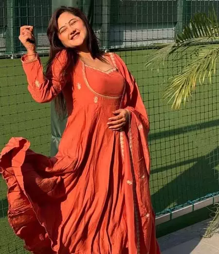 कभी भोजपुरी सिनेमा की डिमांडिंग एक्ट्रेस थीं टीवी की तपस्या, संघर्ष से बनाई मजबूत पहचान कभी भोजपुरी सिनेमा की डिमांडिंग एक्ट्रेस थीं टीवी की तपस्या, संघर्ष से बनाई मजबूत पहचान