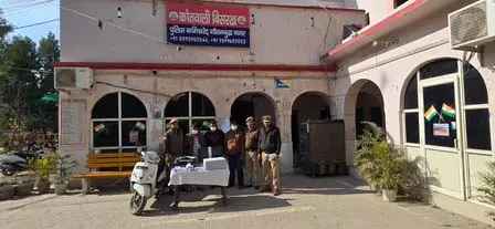 Railway में नौकरी के नाम पर 8 लाख की ठगी, संगठित गिरोह के तीन सदस्य गिरफ्तार Railway में नौकरी के नाम पर 8 लाख की ठगी, संगठित गिरोह के तीन सदस्य गिरफ्तार