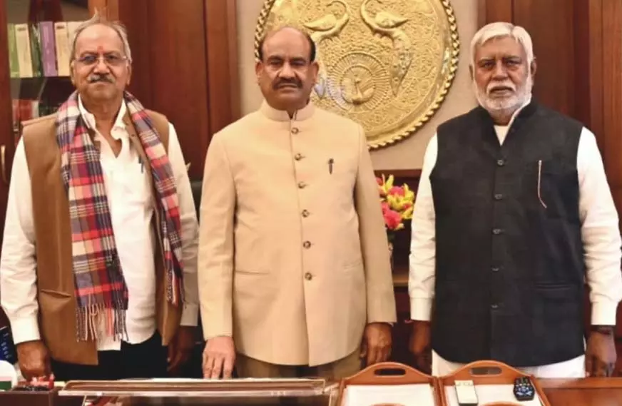 सांसद बृजमोहन अग्रवाल ने लोकसभा अध्यक्ष ओम बिरला से की सौजन्य भेंट सांसद बृजमोहन अग्रवाल ने लोकसभा अध्यक्ष ओम बिरला से की सौजन्य भेंट
