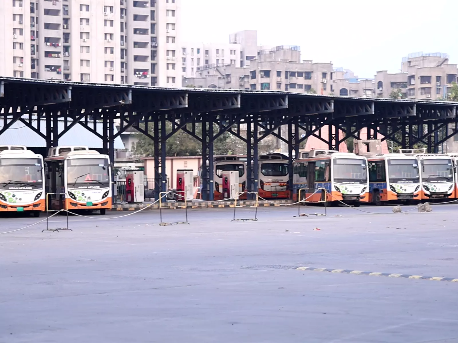 अहमदाबाद BRTS 2030 राष्ट्रमंडल खेलों के लिए स्मार्ट और इलेक्ट्रिक बसों के साथ तैयार अहमदाबाद BRTS 2030 राष्ट्रमंडल खेलों के लिए स्मार्ट और इलेक्ट्रिक बसों के साथ तैयार