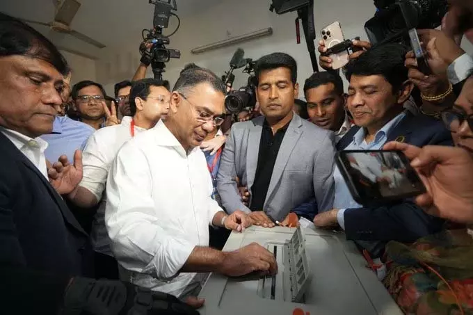 Bangladesh चुनाव: तारिक रहमान दो सीटों पर जीते Bangladesh चुनाव: तारिक रहमान दो सीटों पर जीते