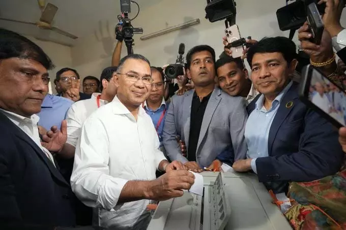 Bangladesh चुनाव: 17 साल बाद वापसी, तारिक रहमान की धमाकेदार जीत Bangladesh चुनाव: 17 साल बाद वापसी, तारिक रहमान की धमाकेदार जीत