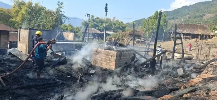 Arunachal: आग लगने से एक व्यक्ति की मौत हो गई
