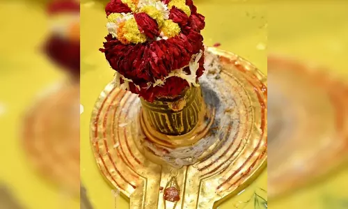शनि प्रदोष: शिव गौरी और सूर्य पुत्र की उपासना का दिन, नोट कर लें राहुकाल