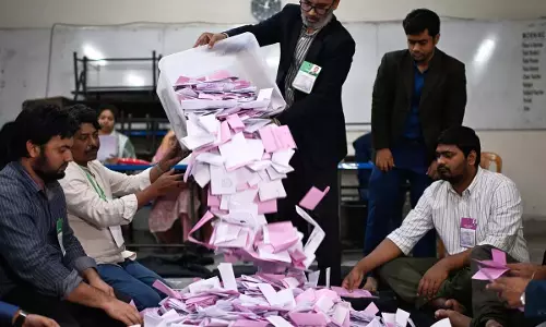 बांग्लादेश में BNP बड़ी जीत की ओर, तारिक रहमान का PM बनना तय, PM मोदी ने दी बधाई बांग्लादेश में BNP बड़ी जीत की ओर, तारिक रहमान का PM बनना तय, PM मोदी ने दी बधाई