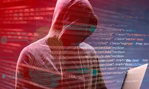 Mumbai : मलाड के बिजनेसमैन से फर्जी ऑनलाइन शेयर ट्रेडिंग स्कैम में ₹7.71 करोड़ की ठगी Mumbai : मलाड के बिजनेसमैन से फर्जी ऑनलाइन शेयर ट्रेडिंग स्कैम में ₹7.71 करोड़ की ठगी