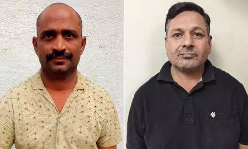 Mumbai : सहार पुलिस ने उन टैक्सी ड्राइवरों के लाइसेंस कैंसिल करने का कदम उठाया Mumbai : सहार पुलिस ने उन टैक्सी ड्राइवरों के लाइसेंस कैंसिल करने का कदम उठाया