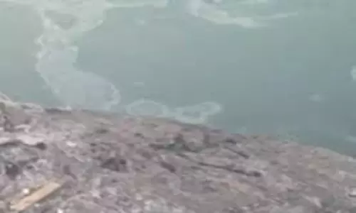 Dehradun : राष्ट्रीय राजमार्ग पर हादसा, पिकअप गंगा में समाई, दो लोग लापता, रेस्क्यू जारी Dehradun : राष्ट्रीय राजमार्ग पर हादसा, पिकअप गंगा में समाई, दो लोग लापता, रेस्क्यू जारी
