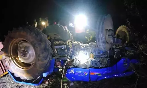 Odisha के मयूरभंज में मैच से लौटते समय गाड़ी पलटने से तीन नाबालिगों की मौत