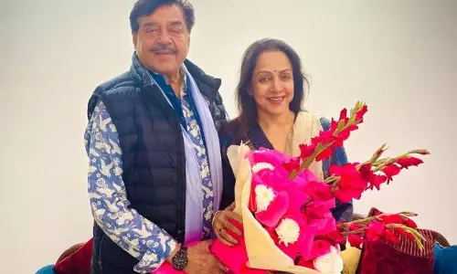 Shatrughan Sinha ने दिल्ली में हेमा मालिनी के नए घर का दौरा किया