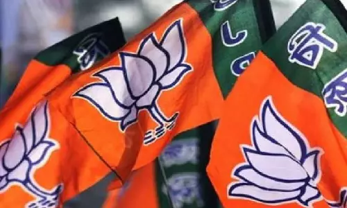 बीजेपी ने मूणत और शिवरतन को बंगाल चुनाव की जिम्मेदारी सौंपी बीजेपी ने मूणत और शिवरतन को बंगाल चुनाव की जिम्मेदारी सौंपी