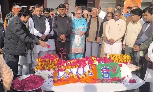Lucknow: बीजेपी के पूर्व प्रदेश महामंत्री विन्ध्यवासिनी कुमार का निधन