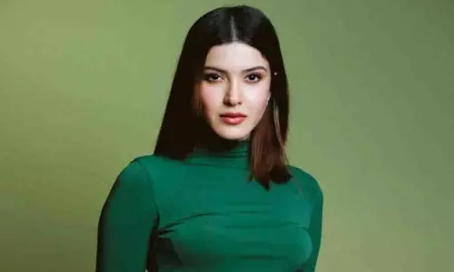 Shanaya Kapoor ने चीटिंग स्कैंडल पर खुलकर बात की, अनन्या पांडे ने दी सलाह Shanaya Kapoor ने चीटिंग स्कैंडल पर खुलकर बात की, अनन्या पांडे ने दी सलाह