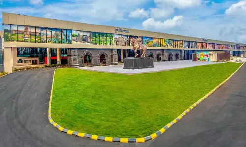 Pune : बैंकॉक के यात्री से ₹5.42 करोड़ कीमत का 5.5 Kg हाइड्रोपोनिक गांजा बरामद Pune : बैंकॉक के यात्री से ₹5.42 करोड़ कीमत का 5.5 Kg हाइड्रोपोनिक गांजा बरामद
