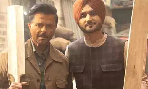 अनिल कपूर, हरभजन सिंह ने रिलीज से पहले सूबेदार का ‘Lalla Anthem’ लॉन्च किया अनिल कपूर, हरभजन सिंह ने रिलीज से पहले सूबेदार का ‘Lalla Anthem’ लॉन्च किया