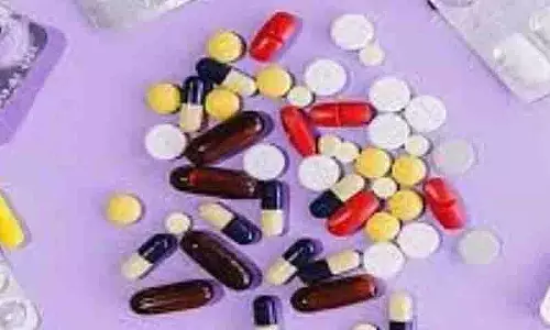 महाराष्ट्र के स्कूल में Iron Tablet के ओवरडोज़ से 19 छात्र अस्पताल में भर्ती