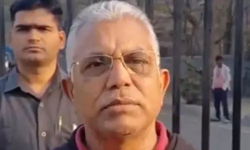 Babur के नाम पर मस्जिद नहीं बनेगी, समाज स्वीकार नहीं करेगा: दिलीप घोष का हुमायूं कबीर पर बयान Babur के नाम पर मस्जिद नहीं बनेगी, समाज स्वीकार नहीं करेगा: दिलीप घोष का हुमायूं कबीर पर बयान