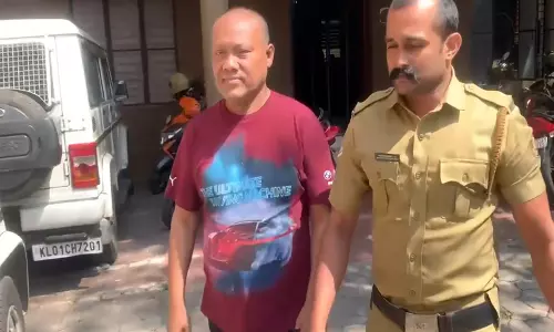 Manipur से कांग्रेस के पूर्व उम्मीदवार को 1.84 करोड़ रुपये के साइबर धोखाधड़ी मामले में गिरफ्तार किया गया Manipur से कांग्रेस के पूर्व उम्मीदवार को 1.84 करोड़ रुपये के साइबर धोखाधड़ी मामले में गिरफ्तार किया गया