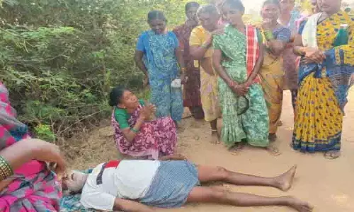 Employment guarantee पर काम करते हुए एक आदमी की मौत हो गई