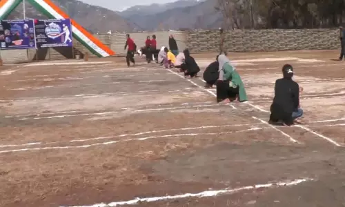 Poonch में सेना ने पीर पंजाल शीतकालीन महोत्सव का किया आयोजन