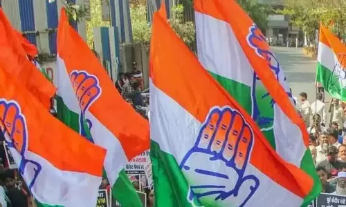 Warangal के 12 नगर पालिकाओं में कांग्रेस की सात सीटों पर जीत, BRS को सीमित सफलता Warangal के 12 नगर पालिकाओं में कांग्रेस की सात सीटों पर जीत, BRS को सीमित सफलता