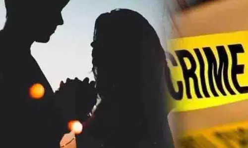 Love at First Sight पड़ा महंगा: सिर्फ़ बात करने के लिए चुकाए ₹3.5 लाख Love at First Sight पड़ा महंगा: सिर्फ़ बात करने के लिए चुकाए ₹3.5 लाख