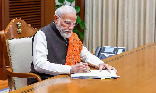 PM Modi असम दौरे पर, मोरन में इमरजेंसी लैंडिंग फैसिलिटी और गुवाहाटी पुल का करेंगे उद्घाटन