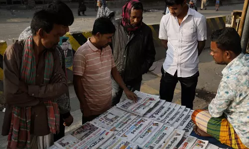 स्थानीय मीडिया रिपोर्टों के अनुसार, Bangladesh में 2026 के चुनावों में जनमत संग्रह को भारी समर्थन मिल रहा स्थानीय मीडिया रिपोर्टों के अनुसार, Bangladesh में 2026 के चुनावों में जनमत संग्रह को भारी समर्थन मिल रहा