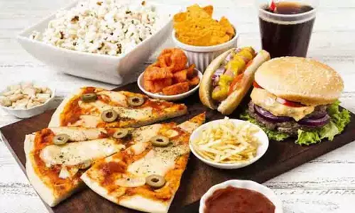 Fatty Liver की बीमारी से परेशान लोगों को खाने में ये बदलाव ज़रूर करने चाहिए