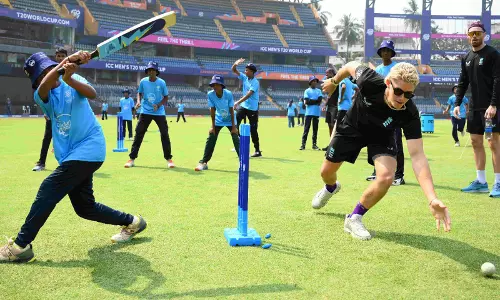 ICC 4 गुड क्लीनिक्स से प्रशंसक पुरुष टी20 विश्व कप 2026 सितारों के करीब ICC 4 गुड क्लीनिक्स से प्रशंसक पुरुष टी20 विश्व कप 2026 सितारों के करीब