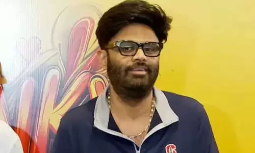 Funky के पहले दिन मिली मिली-जुली प्रतिक्रिया पर प्रोड्यूसर वामशी ने दी सफाई Funky के पहले दिन मिली मिली-जुली प्रतिक्रिया पर प्रोड्यूसर वामशी ने दी सफाई