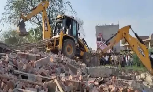 Firozabad गांव में निर्माणाधीन मकान ढह गया, मजदूरों के फंसे होने की आशंका Firozabad गांव में निर्माणाधीन मकान ढह गया, मजदूरों के फंसे होने की आशंका