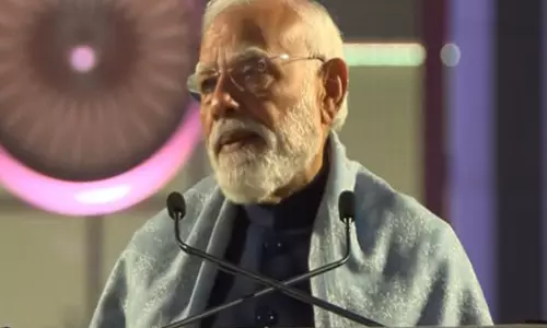 सेवा तीर्थ, कर्तव्य भवन 1 और 2 विकसित भारत की दिशा में भारत की यात्रा में महत्वपूर्ण मील का पत्थर: PM मोदी सेवा तीर्थ, कर्तव्य भवन 1 और 2 विकसित भारत की दिशा में भारत की यात्रा में महत्वपूर्ण मील का पत्थर: PM मोदी