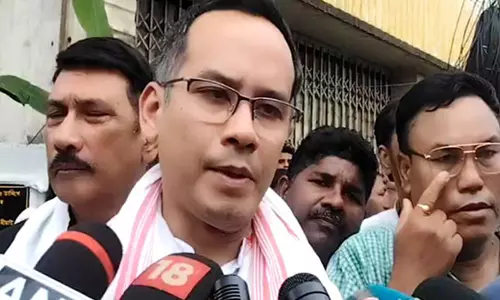 Assam: गौरव गोगोई ने माजुली का दौरा किया और राज्य की विकास योजनाओं पर चर्चा की Assam: गौरव गोगोई ने माजुली का दौरा किया और राज्य की विकास योजनाओं पर चर्चा की
