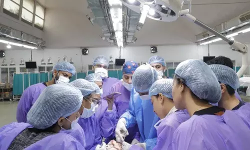 AIIMS भारत में पहले चेहरे के प्रत्यारोपण की तैयारी कर रहा AIIMS भारत में पहले चेहरे के प्रत्यारोपण की तैयारी कर रहा