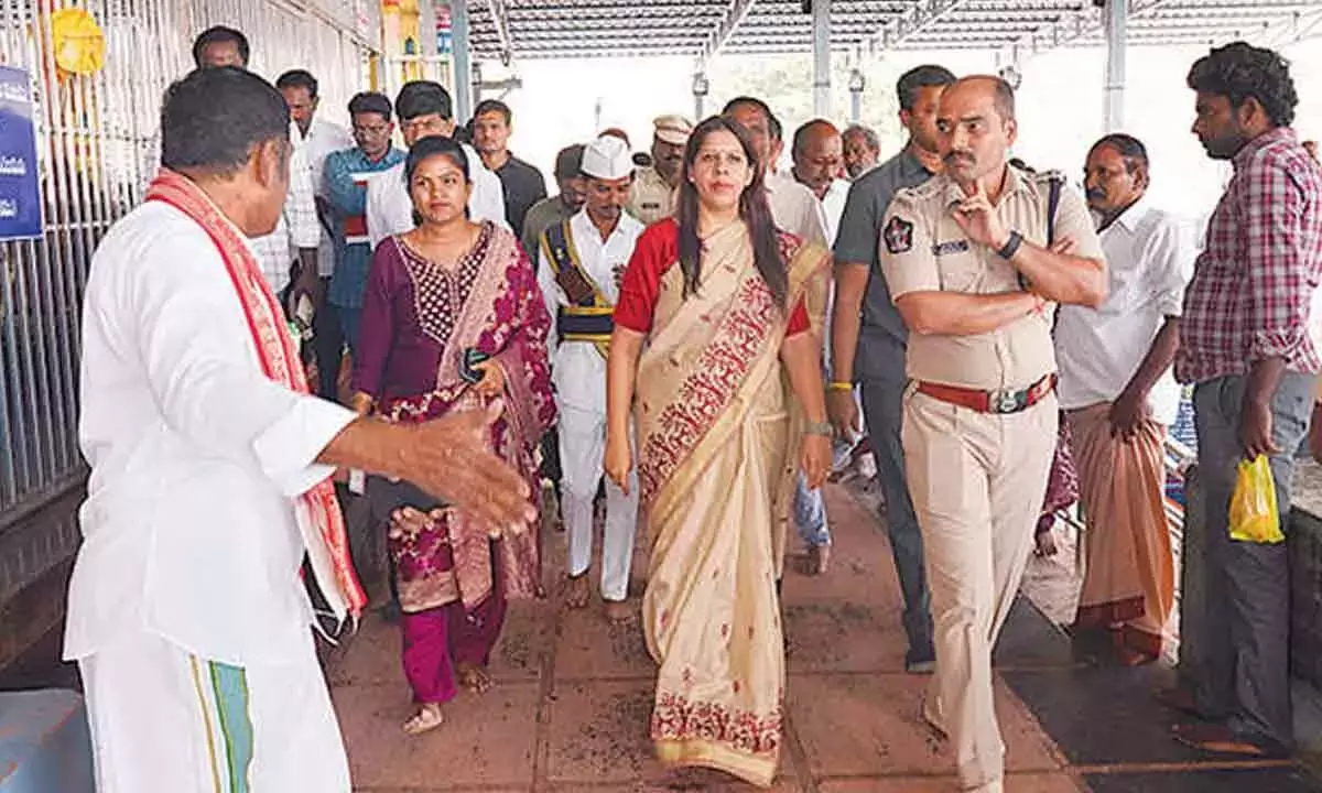 Andhra: कोटप्पाकोंडा महा शिवरात्रि के लिए तैयार Andhra: कोटप्पाकोंडा महा शिवरात्रि के लिए तैयार