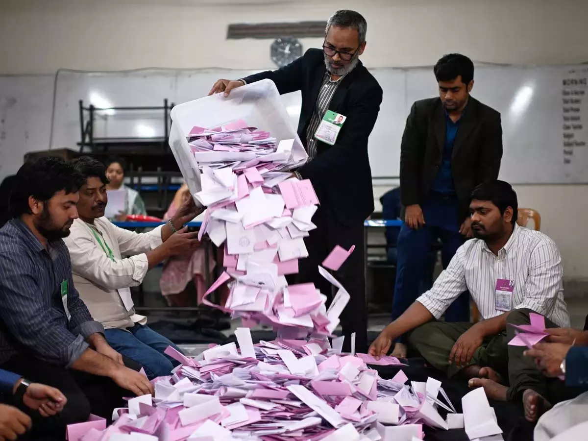 बांग्लादेश में BNP बड़ी जीत की ओर, तारिक रहमान का PM बनना तय, PM मोदी ने दी बधाई बांग्लादेश में BNP बड़ी जीत की ओर, तारिक रहमान का PM बनना तय, PM मोदी ने दी बधाई