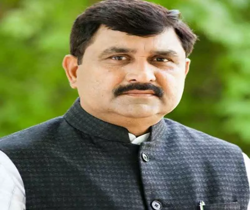 बिजनेसमैन कुंडू को एक्सटॉर्शन धमकी, FIR दर्ज; कांग्रेस ने BJP पर हमला बोला बिजनेसमैन कुंडू को एक्सटॉर्शन धमकी, FIR दर्ज; कांग्रेस ने BJP पर हमला बोला