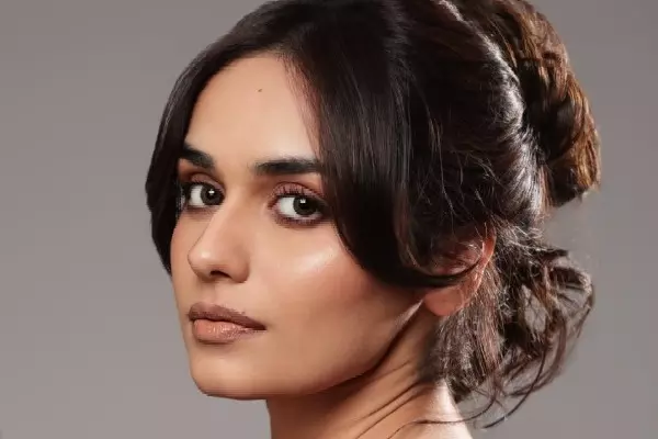 Manushi Chhillar: मैं पहले से ज़्यादा भारी हो गई हूँ, लेकिन मैं ज़्यादा मज़बूत भी हूँ Manushi Chhillar: मैं पहले से ज़्यादा भारी हो गई हूँ, लेकिन मैं ज़्यादा मज़बूत भी हूँ