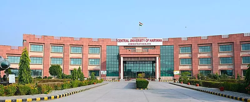 Haryana की महेंद्रगढ़ यूनिवर्सिटी कनाडा, इटली और ऑस्ट्रेलिया के साथ रिसर्च टाई-अप की योजना बना रही Haryana की महेंद्रगढ़ यूनिवर्सिटी कनाडा, इटली और ऑस्ट्रेलिया के साथ रिसर्च टाई-अप की योजना बना रही