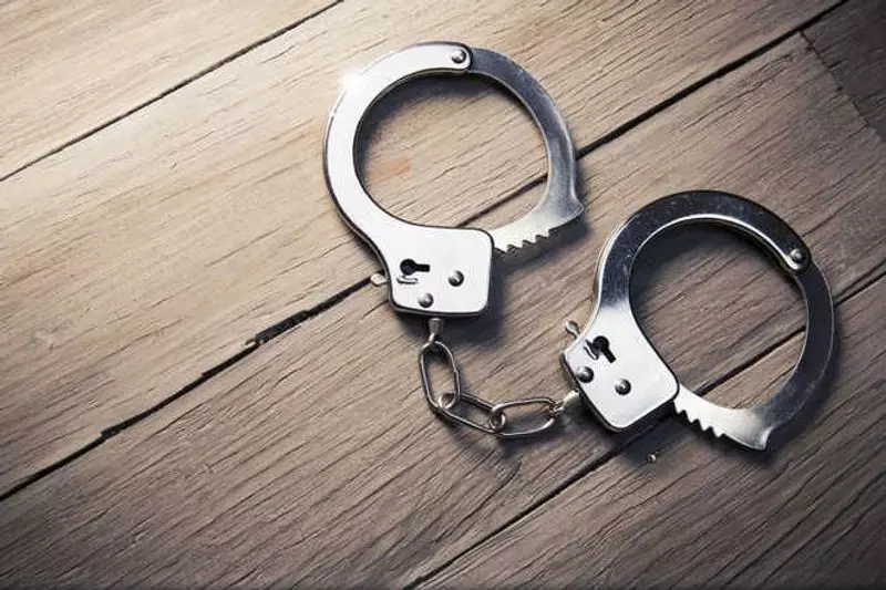 भिवानी police ने 1.58 करोड़ रुपये के फर्जी लोन मामले में मुख्य आरोपी को गिरफ्तार भिवानी police ने 1.58 करोड़ रुपये के फर्जी लोन मामले में मुख्य आरोपी को गिरफ्तार