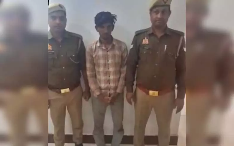 1000 में हवलदार, 10,000 में इंस्पेक्टर और 1 लाख में पूरा पुलिस स्टेशन...युवक ने बनाई भौकाल वाली रील 1000 में हवलदार, 10,000 में इंस्पेक्टर और 1 लाख में पूरा पुलिस स्टेशन...युवक ने बनाई भौकाल वाली रील