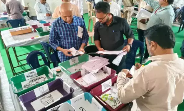 Nalgonda जिले की सभी नगर पालिकाओं में कांग्रेस ने जीत दर्ज की Nalgonda जिले की सभी नगर पालिकाओं में कांग्रेस ने जीत दर्ज की