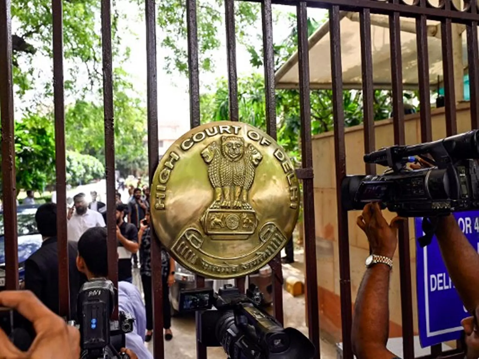 दिल्ली HC: प्रिया कपूर का मानहानि मुकदमा मुख्य पारिवारिक विवाद के जज के पास, सुनवाई 17 फरवरी दिल्ली HC: प्रिया कपूर का मानहानि मुकदमा मुख्य पारिवारिक विवाद के जज के पास, सुनवाई 17 फरवरी