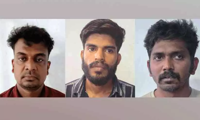 Kerala: जिले के अलग-अलग इलाकों में धोखाधड़ी करने वालों को गिरफ्तार किया Kerala: जिले के अलग-अलग इलाकों में धोखाधड़ी करने वालों को गिरफ्तार किया