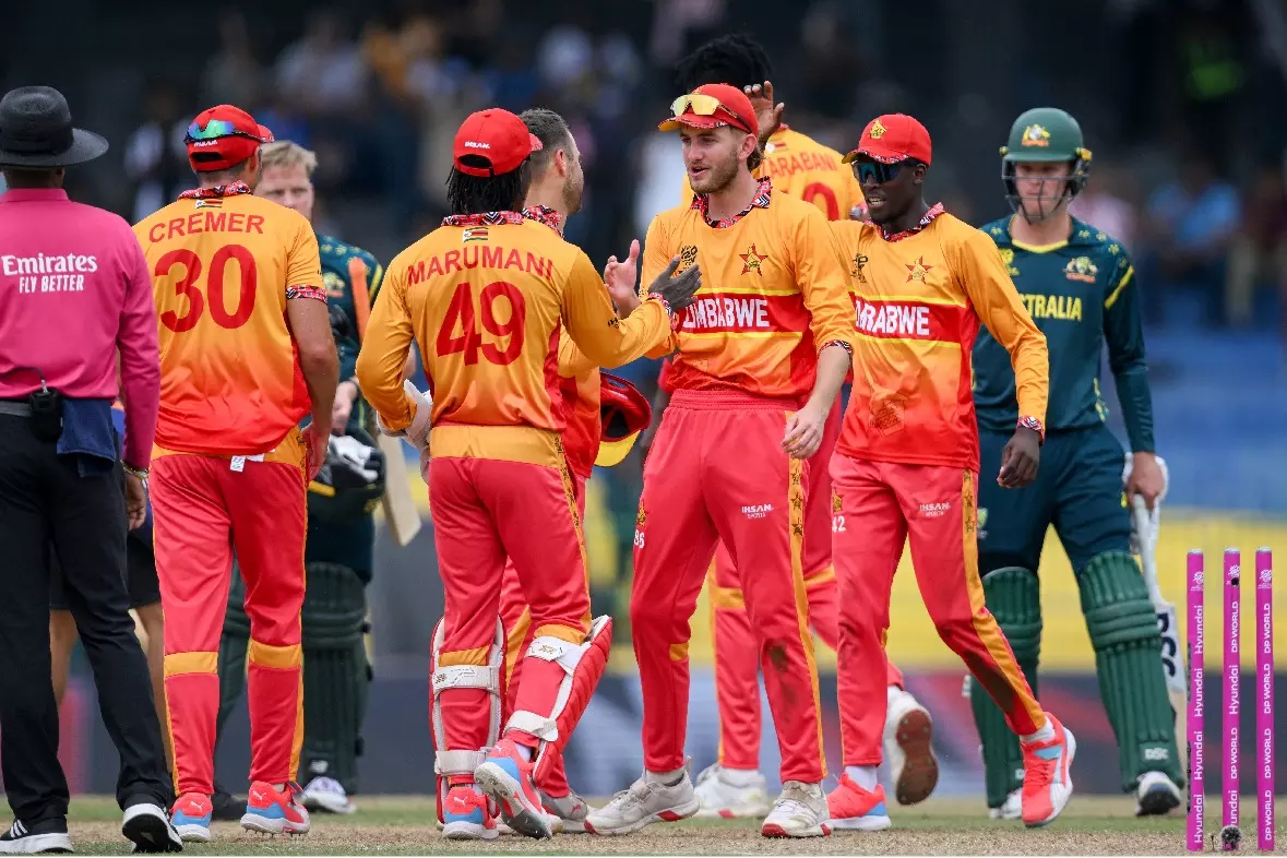 T20 WC: तेंदुलकर ने ऑस्ट्रेलिया के खिलाफ जिम्बाब्वे की ‘शानदार जीत’ की तारीफ की T20 WC: तेंदुलकर ने ऑस्ट्रेलिया के खिलाफ जिम्बाब्वे की ‘शानदार जीत’ की तारीफ की