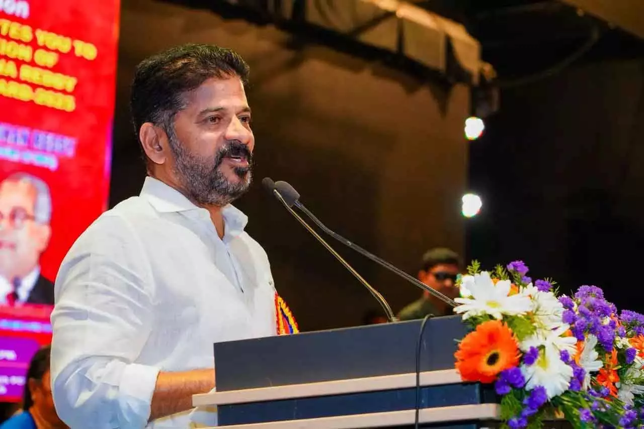 Revanth Reddy ने कांग्रेस की जीत पर कार्यकर्ताओं को धन्यवाद कहा Revanth Reddy ने कांग्रेस की जीत पर कार्यकर्ताओं को धन्यवाद कहा