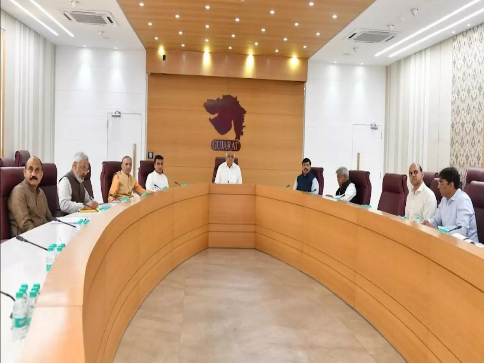 Gandhinagar में साबरमती आश्रम पुनर्विकास की समीक्षा Gandhinagar में साबरमती आश्रम पुनर्विकास की समीक्षा
