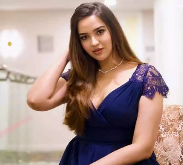 छोटी उम्र में Pujitha Ponnada ने स्क्रीन पर दिखाई आकर्षक मौजूदगी छोटी उम्र में Pujitha Ponnada ने स्क्रीन पर दिखाई आकर्षक मौजूदगी